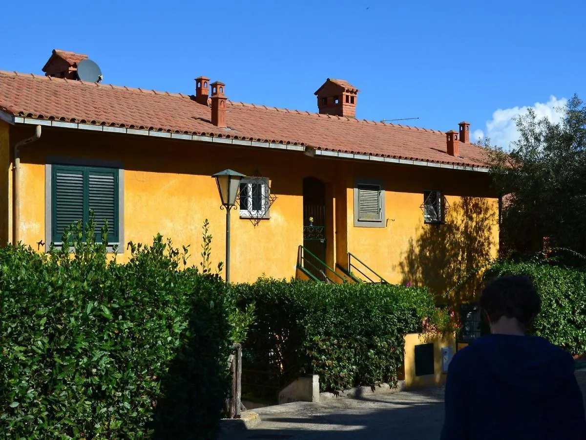 Large Apartment With Sea Views In A Spacious Garden With A Shared Pool Porto Santo Stefano